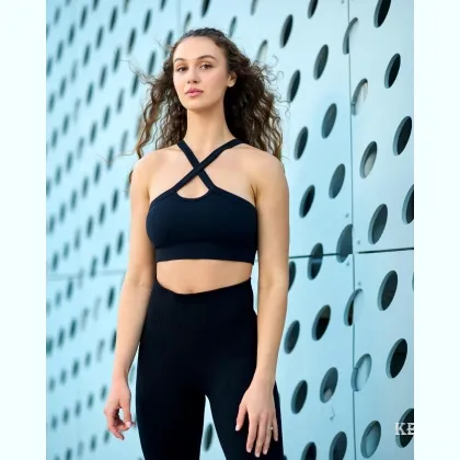 Танцующая искра подарит ночь, полную тайн и магии